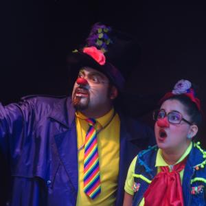 LA FELICIDAD DE LOS NIÑOS MUECOS